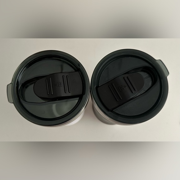 Set of Two - Glen Oaks Club - 20 Ounce White & Black Tempercraft Tumblers - Picture 2 of 6